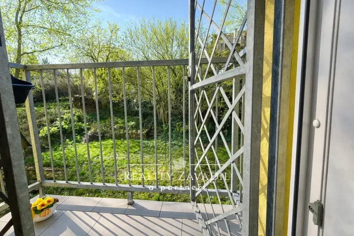 Pronájem bytu 2+1, Praha - Podolí, Jeremenkova, 49 m2