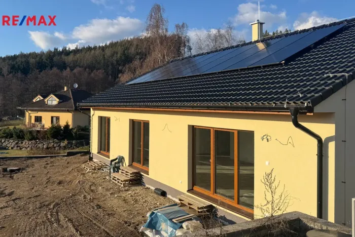 Prodej rodinného domu, Sadov - Lesov, 137 m2