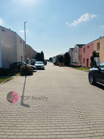 Pronájem rodinného domu, Praha - Uhříněves, Vlárská, 100 m2