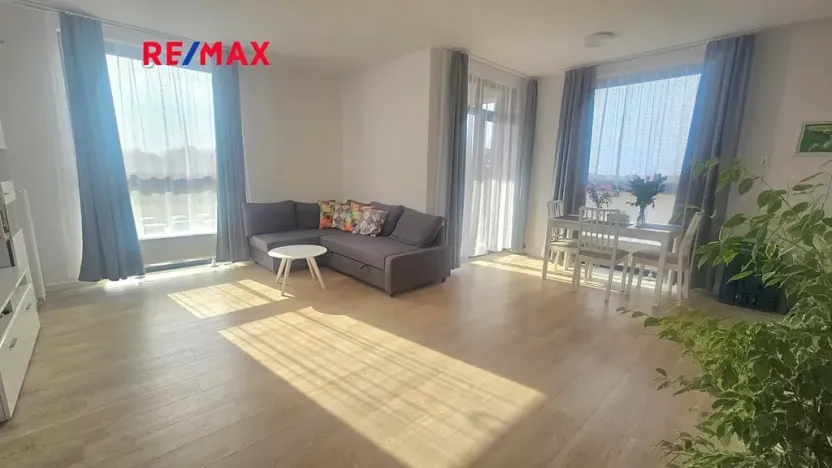 Pronájem bytu 2+kk, Kolín, Zásmucká, 71 m2