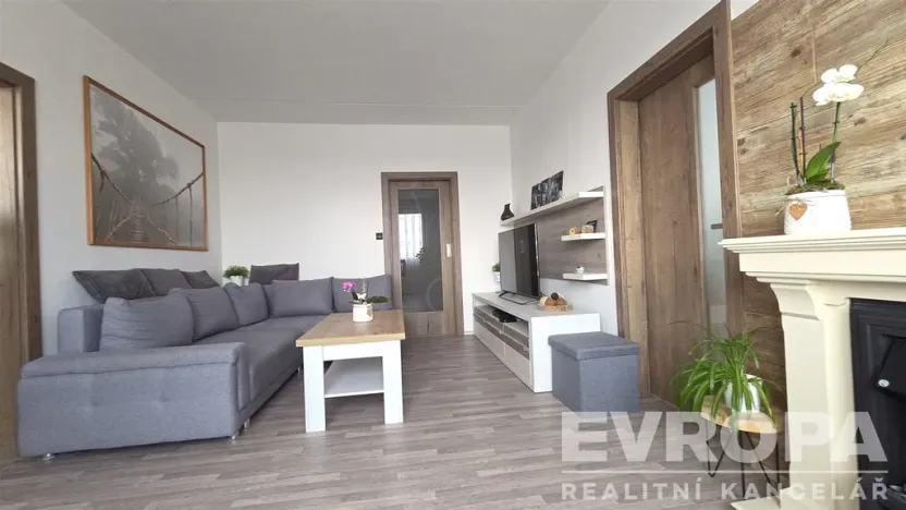 Prodej bytu 3+1, Pardubice - Zelené Předměstí, Karla IV., 76 m2