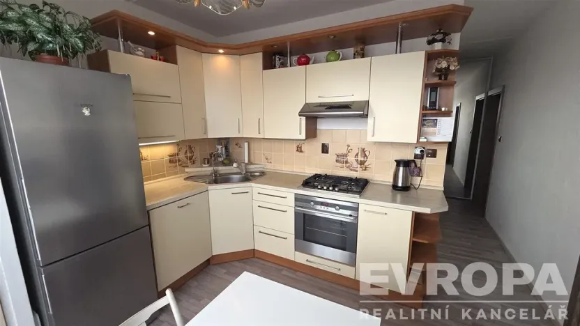 Prodej bytu 3+1, Pardubice - Zelené Předměstí, Karla IV., 76 m2