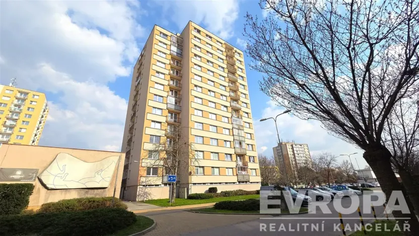 Prodej bytu 3+1, Pardubice - Zelené Předměstí, Karla IV., 76 m2