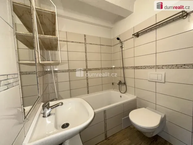 Pronájem bytu 1+1, Břeclav, Národních hrdinů, 29 m2