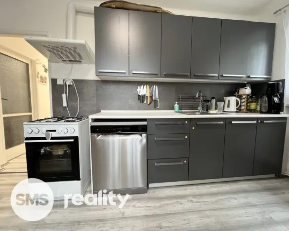 Pronájem bytu 2+1, Opava, Alšova, 56 m2