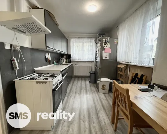 Pronájem bytu 2+1, Opava, Alšova, 56 m2