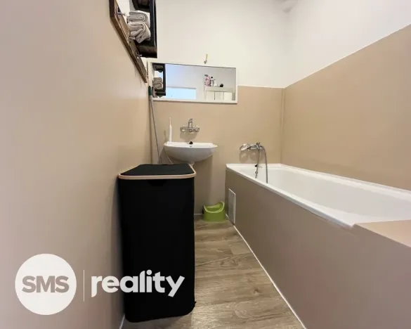 Pronájem bytu 2+1, Opava, Alšova, 56 m2