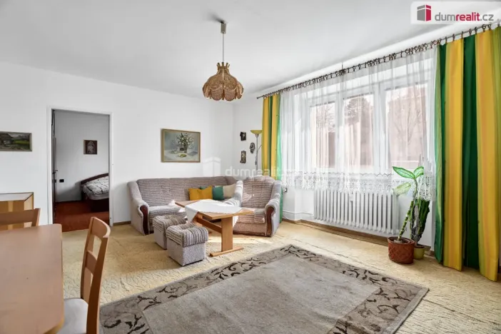 Prodej bytu 2+1, Ostrov, Horská, 63 m2