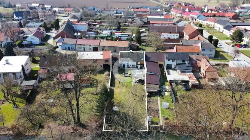 Prodej pozemku pro bydlení, Věrovany - Nenakonice, 810 m2