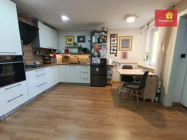 Prodej bytu 2+1, Teplice, Novákova, 78 m2