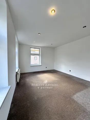 Prodej bytu 1+kk, Svoboda nad Úpou, Pietteho nám., 38 m2