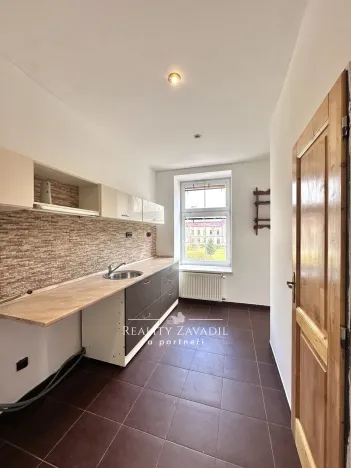 Prodej bytu 1+kk, Svoboda nad Úpou, Pietteho nám., 38 m2