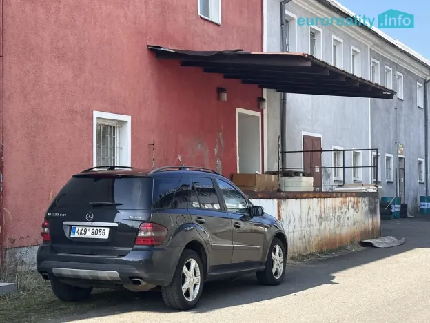 Prodej obchodního prostoru, Karlovy Vary, Sokolovská, 1900 m2