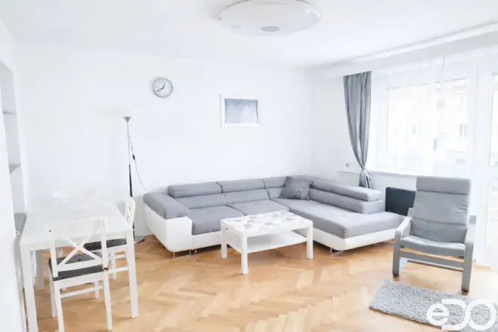 Pronájem bytu 2+1, Chocerady - Komorní Hrádek, 65 m2