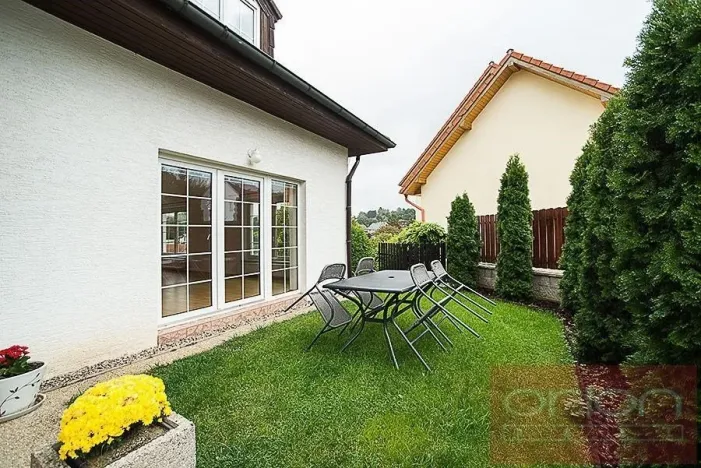 Pronájem rodinného domu, Praha - Stodůlky, Ke Koh-i-nooru, 300 m2