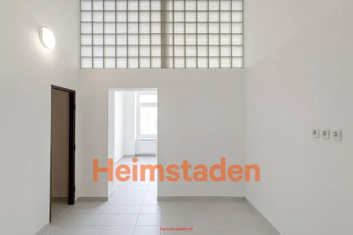 Pronájem obchodního prostoru, Havířov - Šumbark, nám. T. G. Masaryka, 84 m2