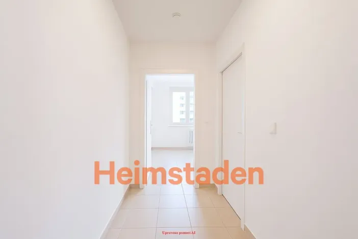 Pronájem bytu 1+kk, Karviná - Nové Město, Kořenského, 36 m2