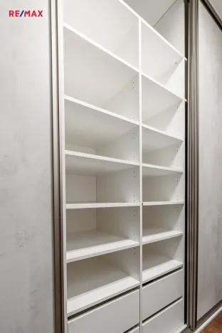 Pronájem bytu 1+kk, Praha - Chodov, Šternovská, 30 m2