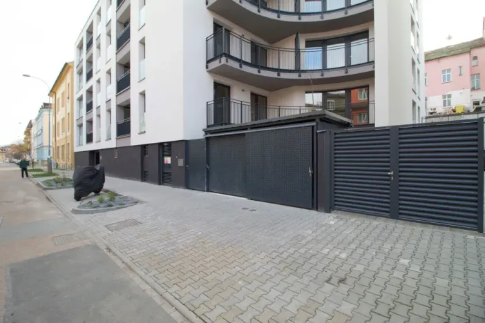 Pronájem bytu 1+kk, Plzeň - Jižní Předměstí, Na Jíkalce, 42 m2