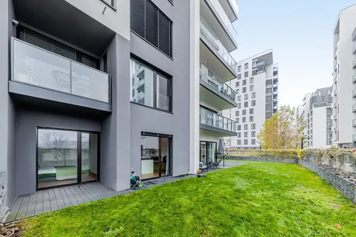 Pronájem bytu 5+kk, Praha - Holešovice, Sanderova, 225 m2