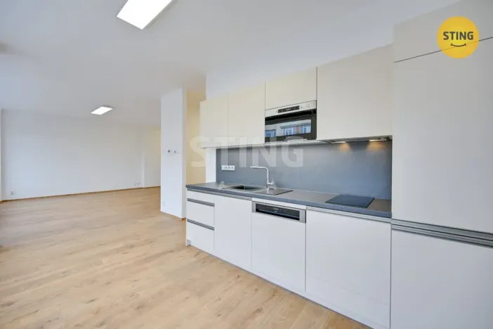 Pronájem bytu 3+kk, Zlín, třída Tomáše Bati, 108 m2