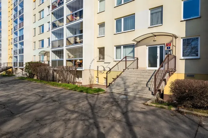 Prodej bytu 3+1, Praha - Troja, Mazurská, 67 m2