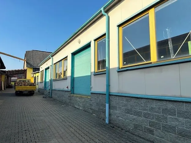 Prodej obchodního prostoru, Osek nad Bečvou, 2800 m2