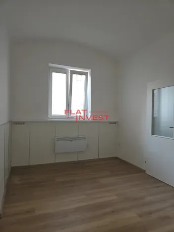 Pronájem bytu 2+kk, Praha - Žižkov, Milíčova, 37 m2