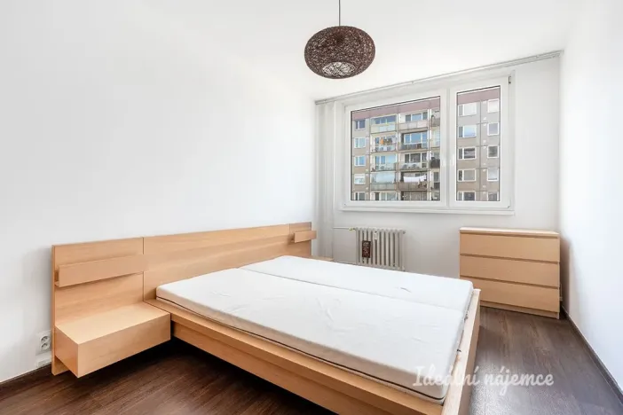 Pronájem bytu 3+1, Praha - Hlubočepy, Gabinova, 71 m2