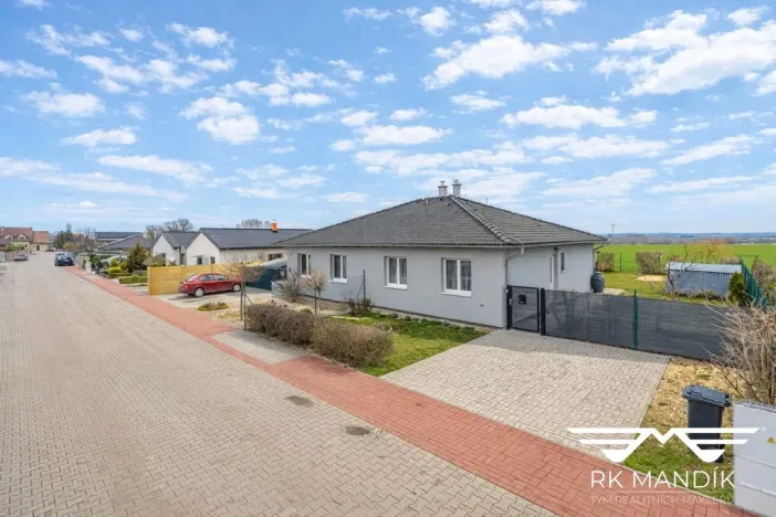 Prodej bytu 3+kk, Veliká Ves, Slunečná, 71 m2