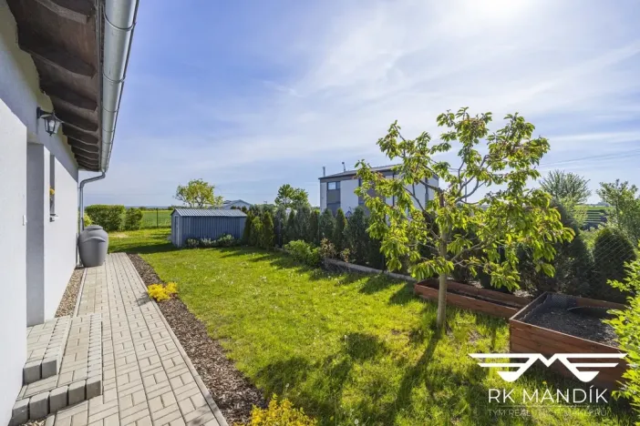 Prodej bytu 3+kk, Veliká Ves, Slunečná, 71 m2