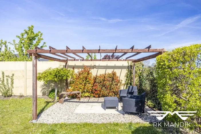 Prodej bytu 3+kk, Veliká Ves, Slunečná, 71 m2