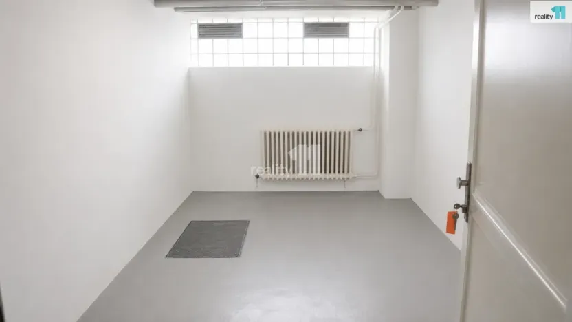 Pronájem skladu, Ostrava - Poruba, Sokolovská, 7 m2