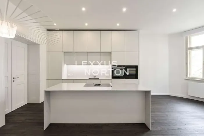 Pronájem bytu 4+kk, Praha - Vinohrady, Laubova, 137 m2