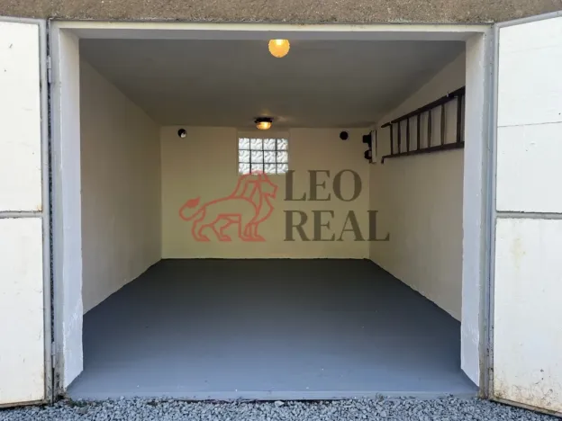 Pronájem garáže, Opava - Předměstí, Na Dolním poli, 20 m2