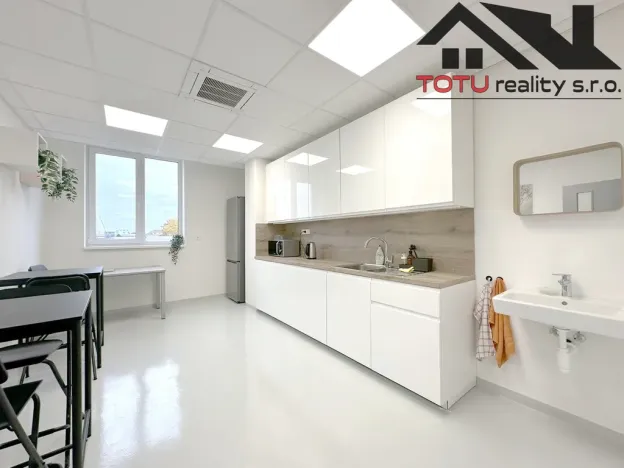 Pronájem kanceláře, Jaroměř, Jezbinská, 45 m2