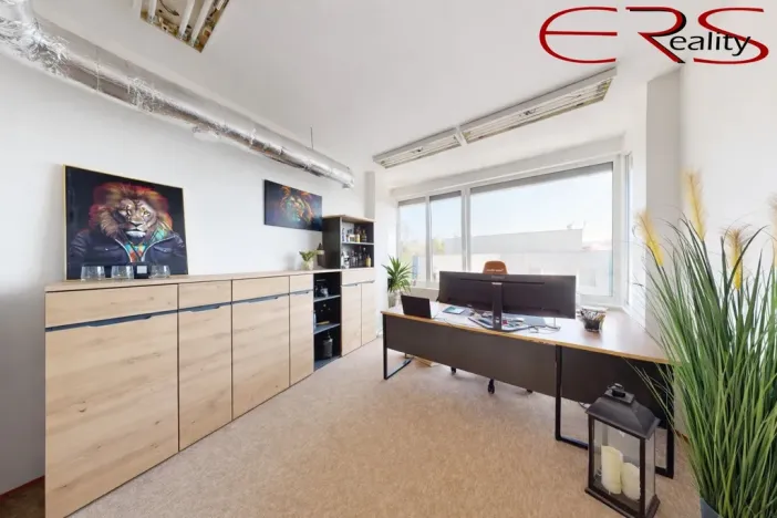 Pronájem kanceláře, Jablonec nad Nisou, 73 m2