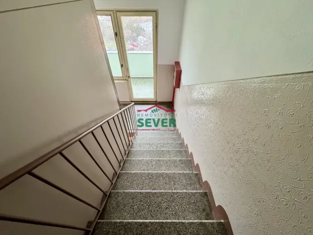 Prodej bytu 3+1, Chomutov, Pod Břízami, 60 m2