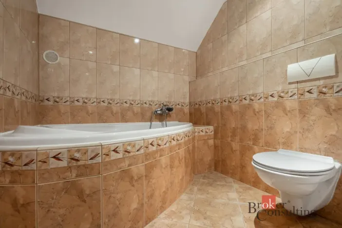 Prodej rodinného domu, Frýdlant - Větrov, Dlouhá, 150 m2