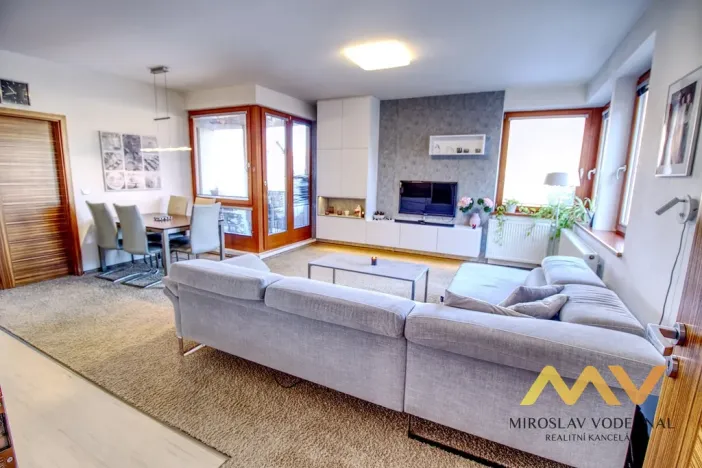 Pronájem bytu 4+kk, Hradec Králové - Nový Hradec Králové, Národních mučedníků, 95 m2