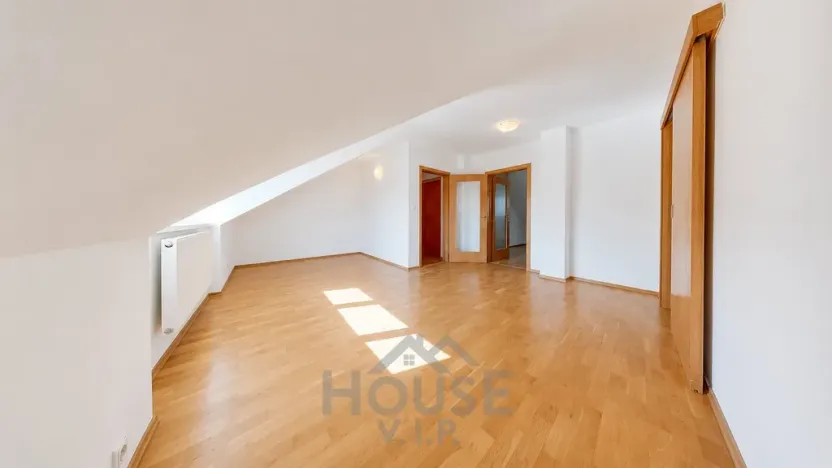 Prodej bytu 2+1, Praha - Dejvice, 57 m2