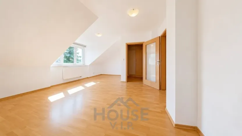 Prodej bytu 2+1, Praha - Dejvice, 57 m2