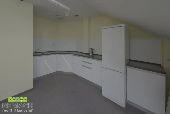 Pronájem kanceláře, Uherské Hradiště, Dlouhá, 70 m2