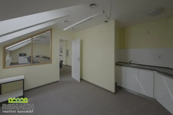 Pronájem kanceláře, Uherské Hradiště, Dlouhá, 70 m2