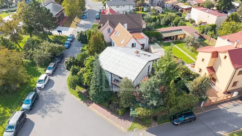 Prodej rodinného domu, Zeleneč, Husova, 162 m2