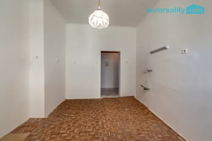 Prodej bytu 1+1, Mariánské Lázně, Mladějovského, 41 m2