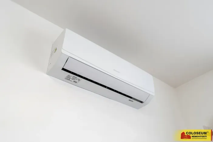 Prodej bytu 2+kk, Hrádek, 53 m2