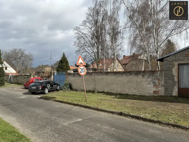 Prodej pozemku pro bydlení, Pchery, Lomená, 694 m2