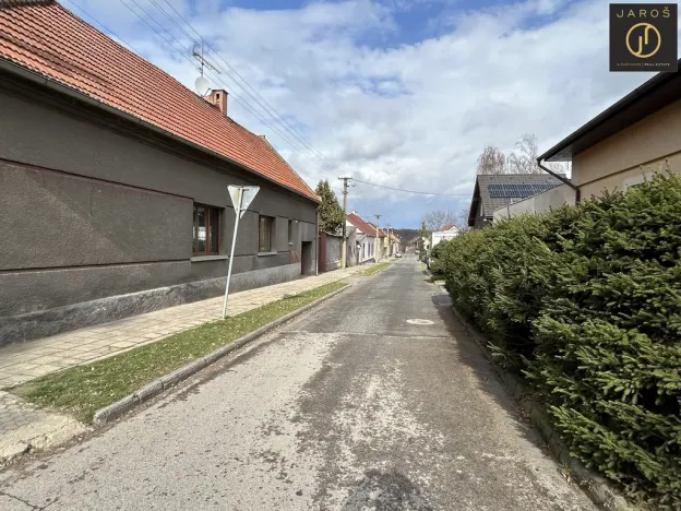 Prodej pozemku pro bydlení, Pchery, Lomená, 694 m2