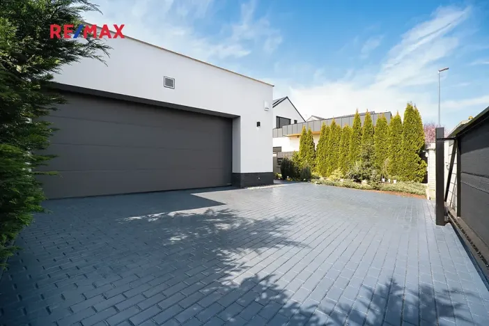 Prodej rodinného domu, Hovorčovice, Na Konci světa, 188 m2